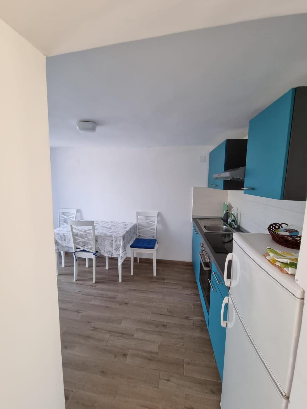 Apartments Stefanovski Paradiso ヴェリ・ロシニュ エクステリア 写真