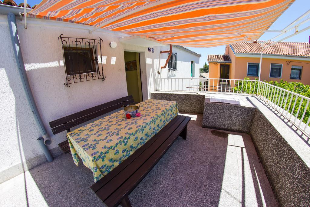 Apartments Stefanovski Paradiso ヴェリ・ロシニュ 部屋 写真